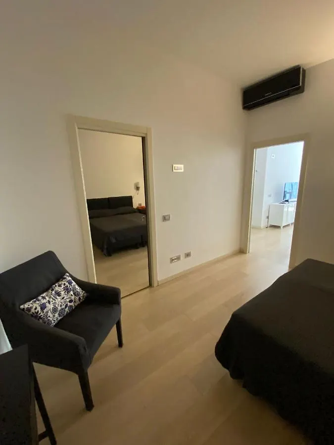 Lovely Apartment In The New Porta Nuova Area Milano