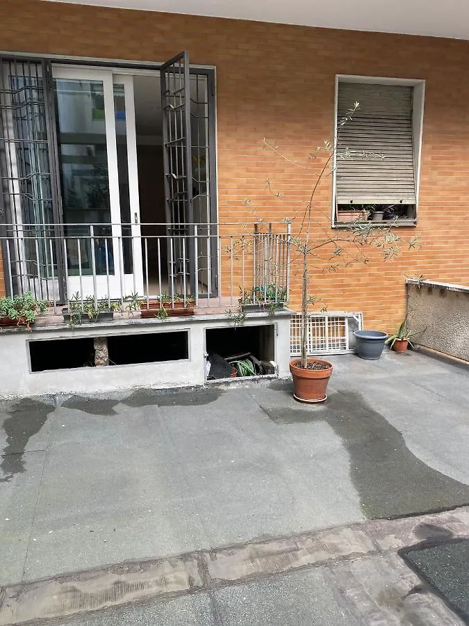 Lovely Apartment In The New Porta Nuova Area Milano